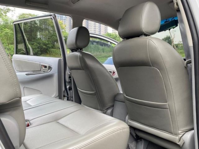 Toyota  Innova  第12張相片