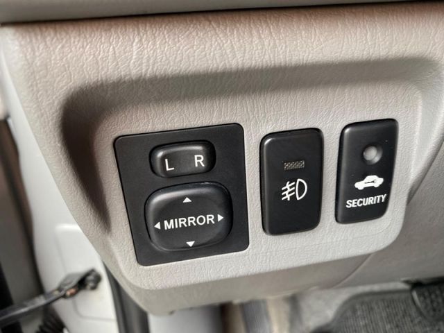 Toyota  Innova  第15張相片