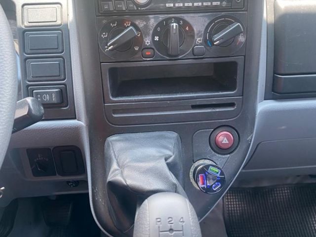 Mitsubishi  Canter  第14張相片