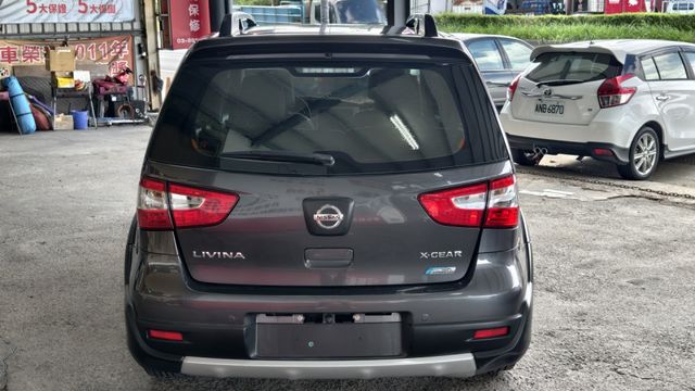 2014年~灰色~1600CC~LIVINA~優質代步車~大空間~購物~出去玩~超級實用~一手漂亮美車  第9張相片