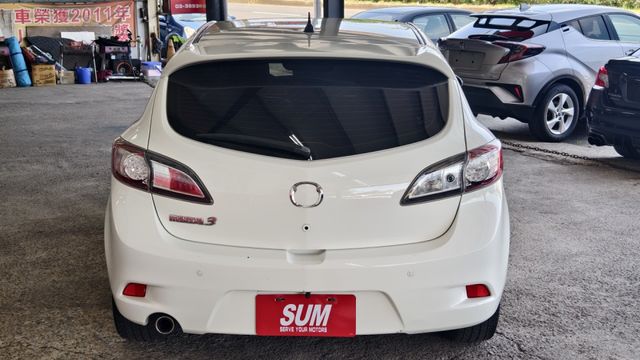 2013年五門~2000CC帥氣頂級馬3~HID頭燈~賽車皮椅~多媒體影音~恆溫~天窗~檔位快撥鍵~定速  第10張相片