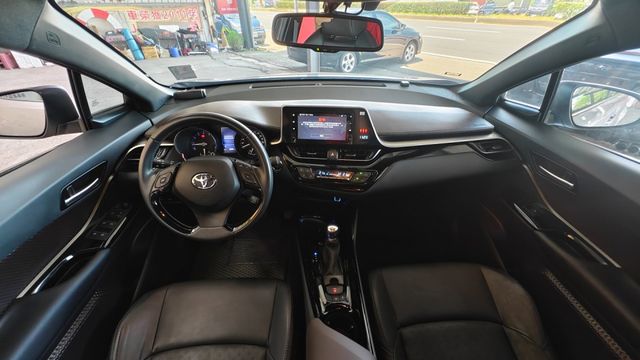 2019年尊爵版 僅跑2萬 1200cc超省油~省稅金~AWD傳動系統~傳電熱椅 盲點 免鑰匙 認證車 原鈑件  第13張相片