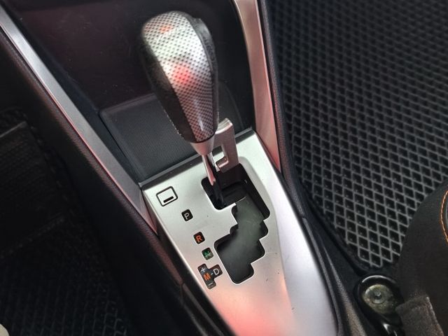 2017年~一手車跑51XXX~TOYOTA 大YARIS~頂級~免鑰匙~恆溫~多媒體音響主機~居家代步~出門郊遊~  第18張相片