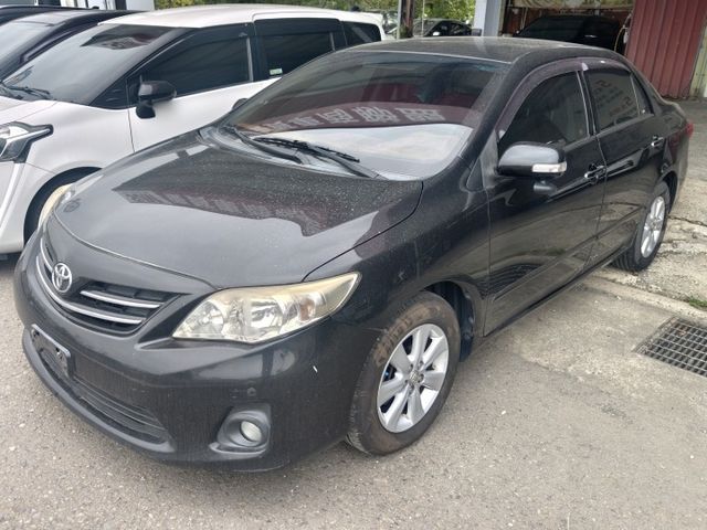 2012~黑色~一手車~ALTIS~恆溫~定速~安全氣囊~電折~車前距雷達~霧燈~電子式大燈調整  第2張相片