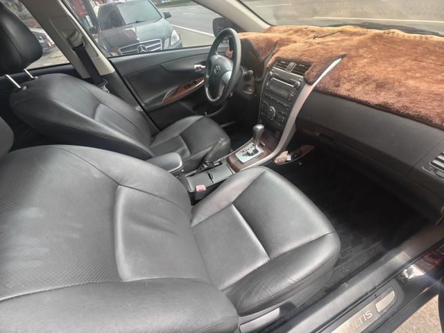 2012~黑色~一手車~ALTIS~恆溫~定速~安全氣囊~電折~車前距雷達~霧燈~電子式大燈調整  第14張相片