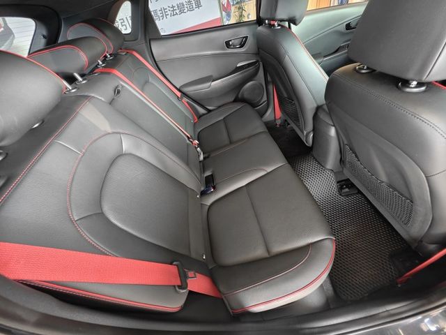 2019~現代KONA~1600CC~超級省油~車道偏移~循跡防滑~斜坡起步~定速~IKEY~抬頭顯示器~感應式雨刷  第7張相片