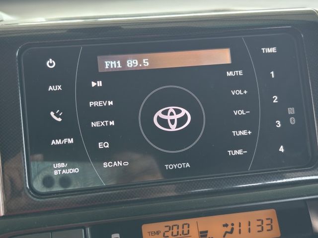 2016年~超級漂亮WISH~全車原鈑件~一手車~里程僅跑12萬唷~優質7人座的車已經不多~省油~耐超~後座出風口~  第19張相片