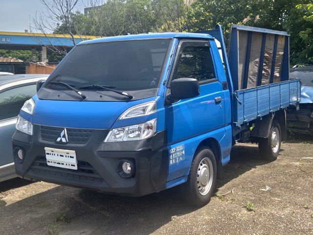 21年一手貨車~跑5w~手排有力~  第1張相片