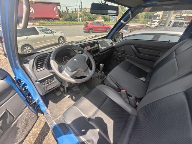 21年一手貨車~跑5w~手排有力~  第4張相片