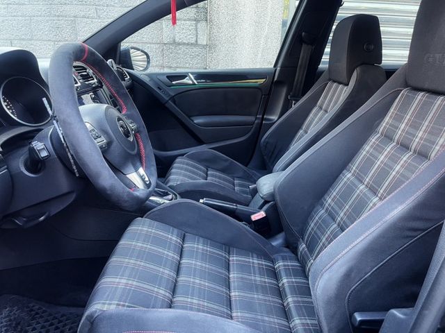 2011年 小鋼炮 GTI 跑少 全車精品改 IPE中尾段閥門 XYZ避震器 安卓機Apple CarPlay 氣氛燈  第9張相片