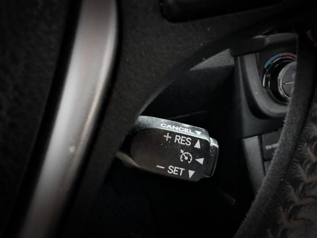 2015年 ALTIS X版 一手車 無事故 IKEY摸門 定速 抬頭顯示器 安卓機 倒車顯影 雷達 可保固  第12張相片