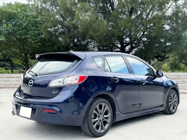 2011年 Mazda3 頂級版 有IKEY 天窗 安卓機  倒車顯影 一手用 車況優質 代步車首選  第5張相片