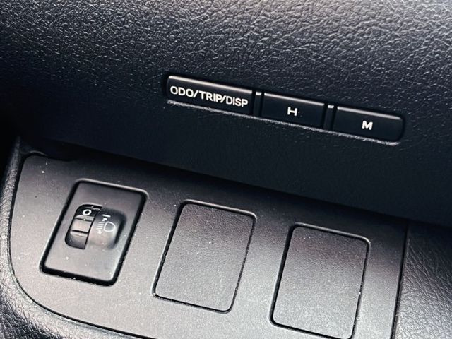 2017年 Toyota Sienta 1.5 有I-Key 認證車 里程15萬 5人座  第10張相片