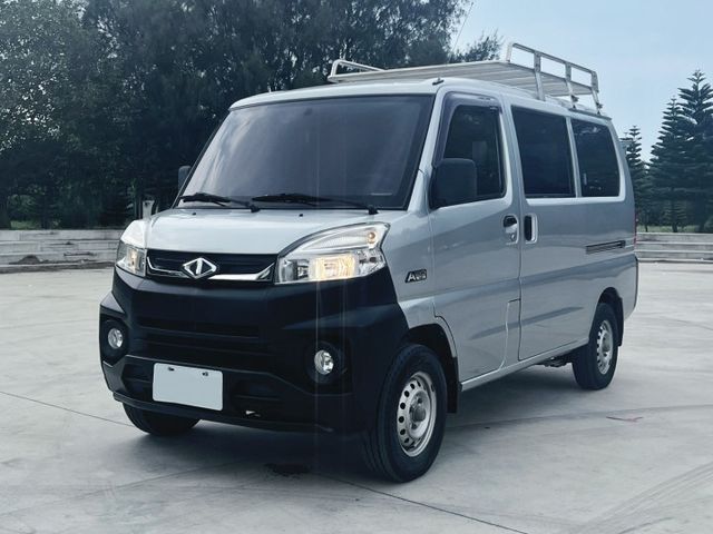 新款省油大馬力 雙安全氣囊 循跡系統 車側盲點 ISOFIX 胎壓 #VERYCA #A180 #露營 #載貨  第1張相片