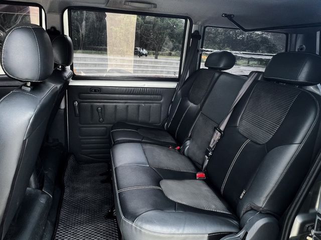 新款省油大馬力 雙安全氣囊 循跡系統 車側盲點 ISOFIX 胎壓 #VERYCA #A180 #露營 #載貨  第10張相片