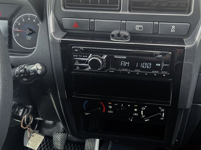 新款省油大馬力 雙安全氣囊 循跡系統 車側盲點 ISOFIX 胎壓 #VERYCA #A180 #露營 #載貨  第12張相片