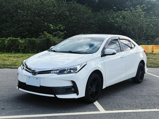 2017 Toyota Corolla Altis 1.8 無事故 無泡水 車況漂亮  保質神車 里程17萬  第1張相片