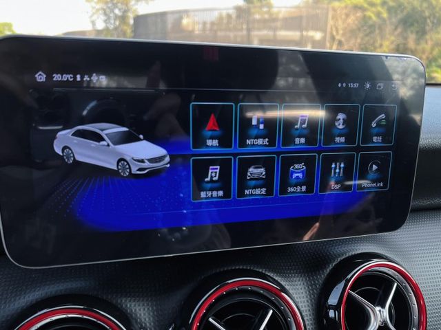 夢想駕馭 尊榮享受！升級AMG！安卓機 CarPlay 自動停車 360環景 光感應頭燈 I-Stop怠速熄火  第12張相片