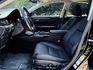 低調卻隱隱透出質感與格局 里程十萬 中大型豪華房車 安靜 省油 耐看！！！  第10張縮圖
