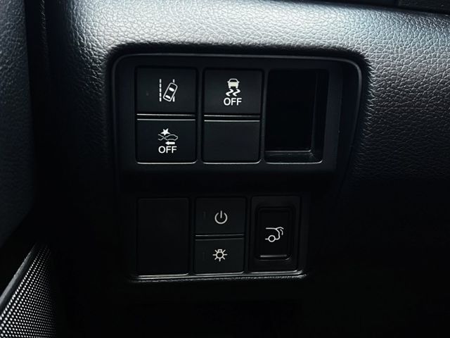 原廠保養 科技滿載 日系熱門休旅車 家庭SUV首選 IKEY ACC跟車 CarPlay 車道偏離 主動煞車 電尾門  第13張相片