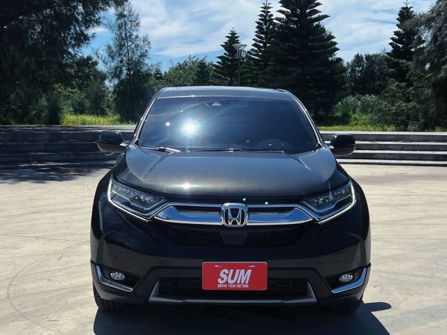熱門休旅 CR-V S版 里程7萬  I-Key ACC跟車 車道偏移 全景天窗 LED頭燈 電動腰靠 電尾門  第2張相片