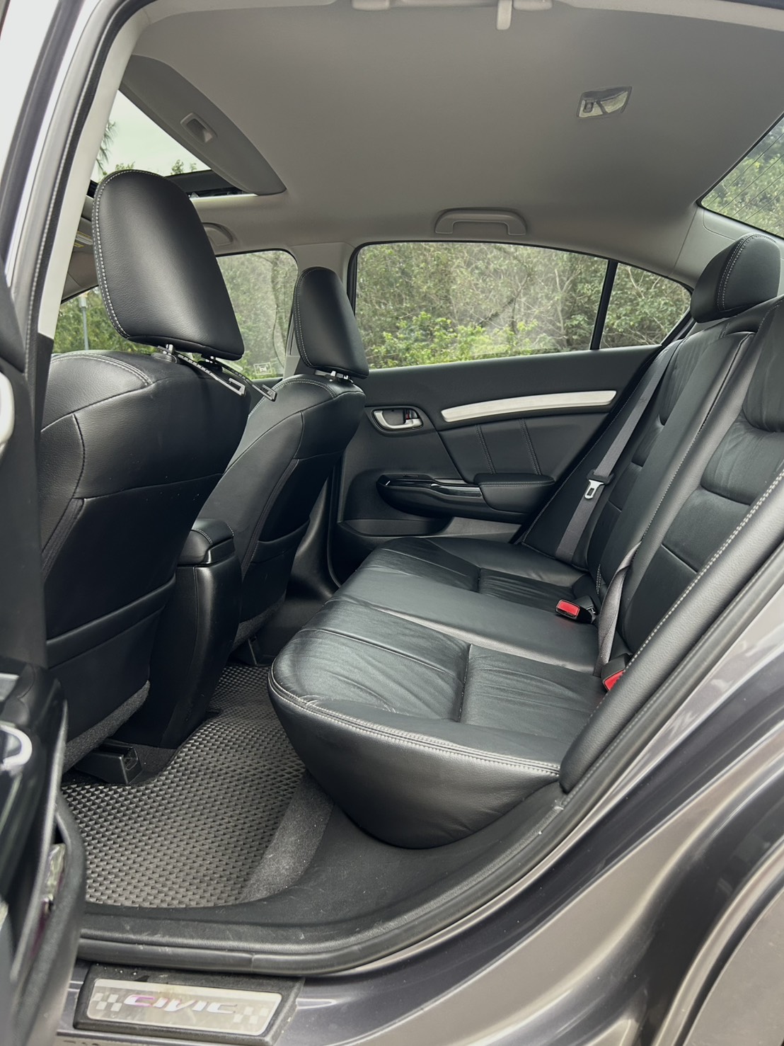  2015年 Honda Civic K14 1.8VTI-S  📍漂亮一手車 前後大包 原鈑件 車庫車   第7張相片