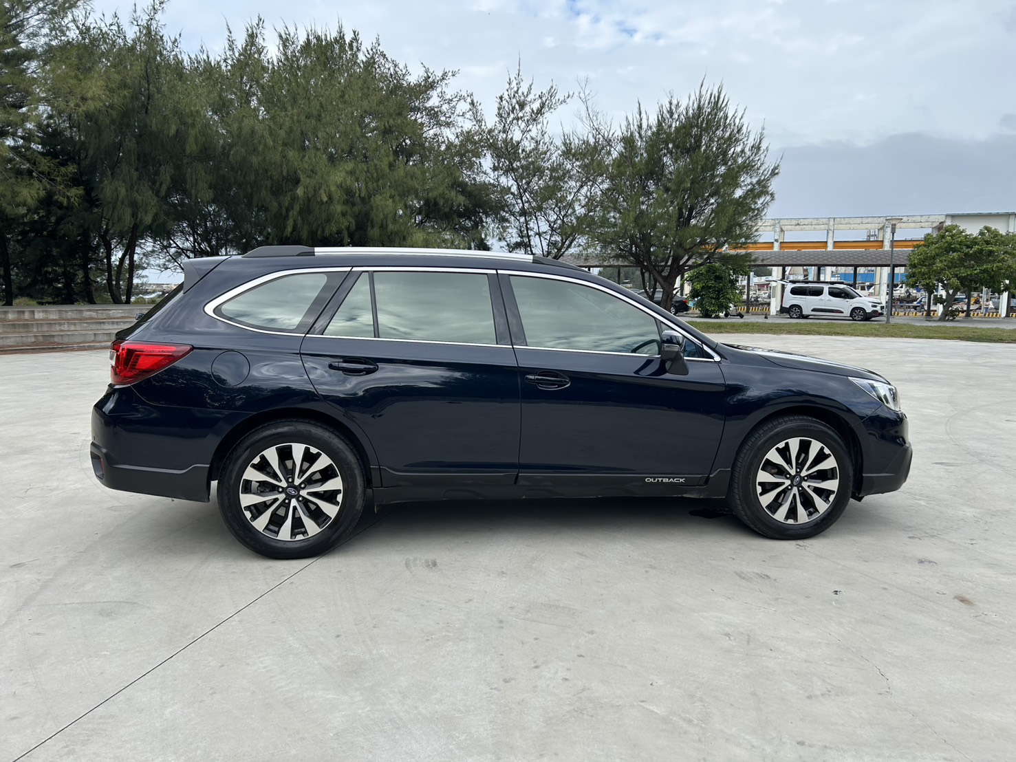 2015年速霸陸 Subaru Outback 2.5L  #跑少僅跑8萬 #原廠保養 #頂配   第6張相片