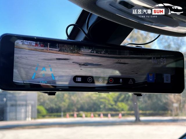 GT 掀背大空間!  I-Key｜全景天窗｜電動椅｜電尾門｜定速巡航｜前距雷達｜倒車顯影｜倒車雷  第19張相片