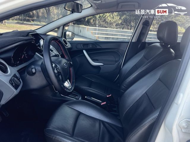 一手車 里程16萬 安卓機/抬頭顯示/皮椅  第7張相片