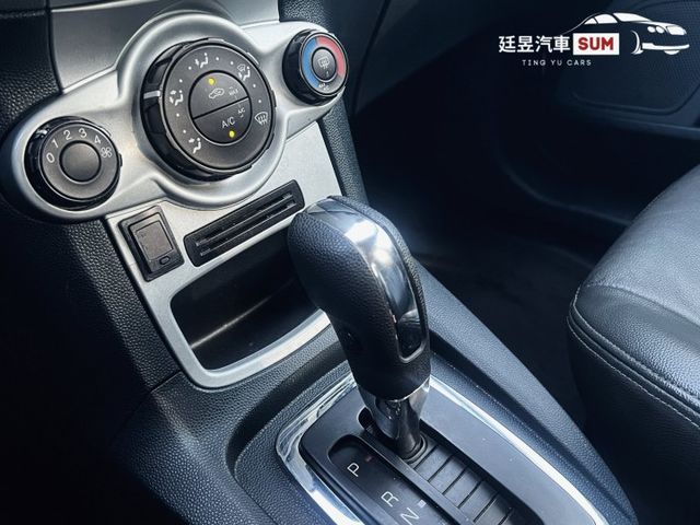 一手車 里程16萬 安卓機/抬頭顯示/皮椅  第10張相片