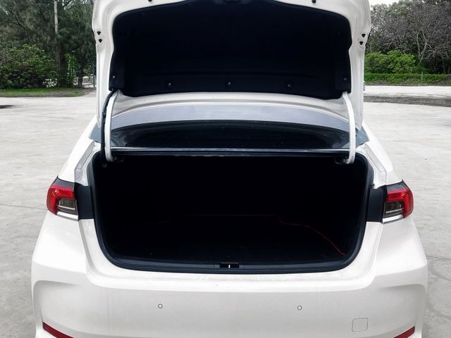 國民神車 里程三萬 I-Key ACC跟車 車道偏移  第7張相片