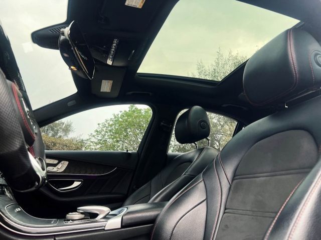 C450 AMG 4Matic #C43 少年董的最愛 氣氛一級棒 I-Key 柏林之音 360環景影像 全景天窗 盲點  第11張相片