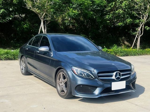 AMG 少年董最愛 I-Key 柏林之音 全景天窗 閥門排氣管 雙前電動椅 位置記憶 電熱椅  第3張相片