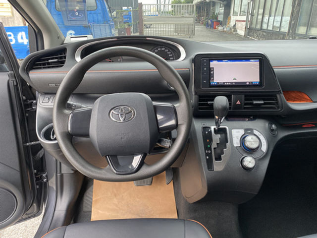 TOYOTA豐田 SIENTA  第5張相片