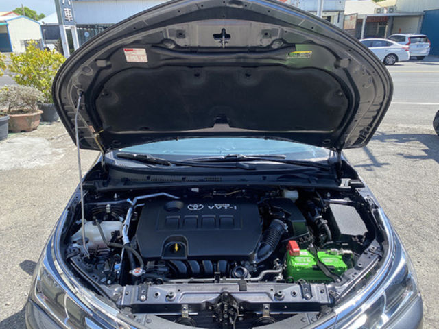 TOYOTA豐田 ALTIS  第6張相片