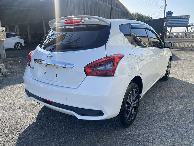 NISSAN日產 TIIDA  第2張相片