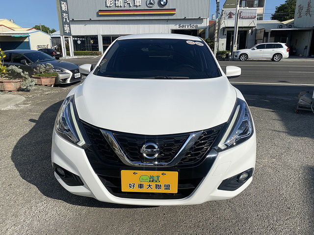 NISSAN日產 TIIDA  第3張相片