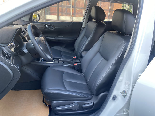 NISSAN日產 TIIDA  第7張相片