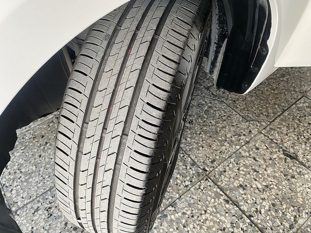 NISSAN日產 TIIDA  第16張相片