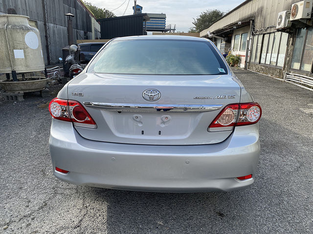 TOYOTA豐田 ALTIS  第4張相片