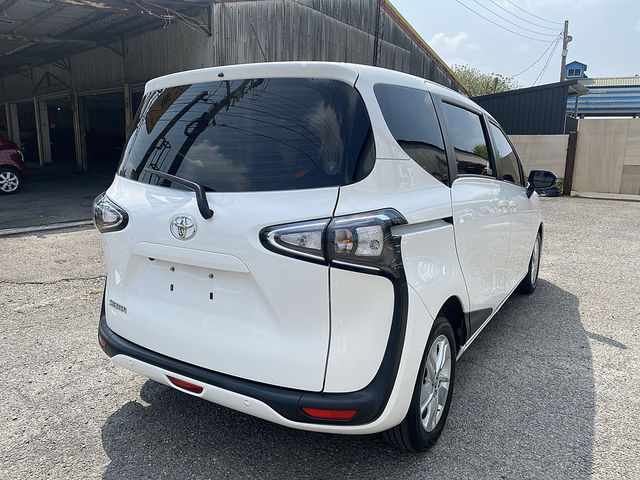 TOYOTA豐田 SIENTA  第2張相片