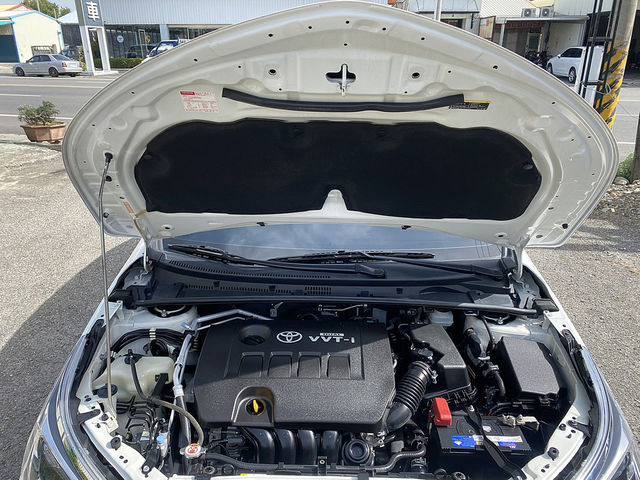 TOYOTA豐田 ALTIS  第6張相片