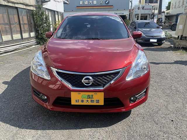 NISSAN日產 TIIDA  第3張相片