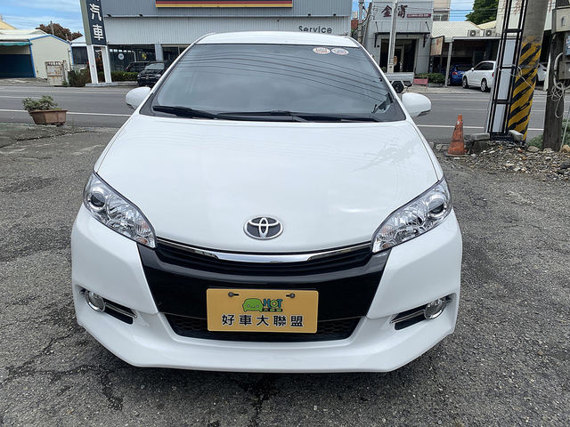 TOYOTA豐田 WISH  第3張相片