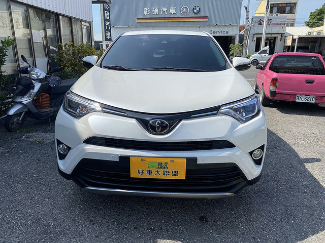 TOYOTA豐田 RAV4  第3張相片