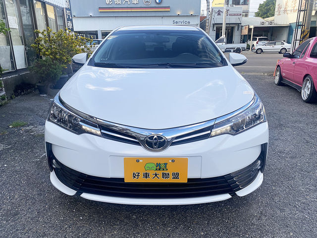 TOYOTA豐田 ALTIS  第3張相片