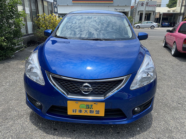 NISSAN日產 TIIDA  第3張相片