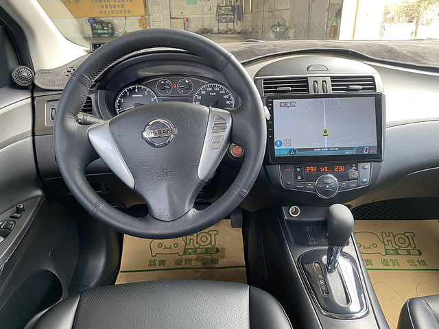 NISSAN日產 TIIDA  第5張相片