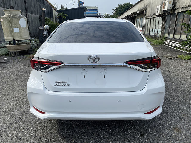 TOYOTA豐田 ALTIS  第4張相片
