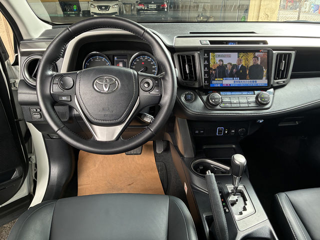 TOYOTA豐田 RAV4  第5張相片